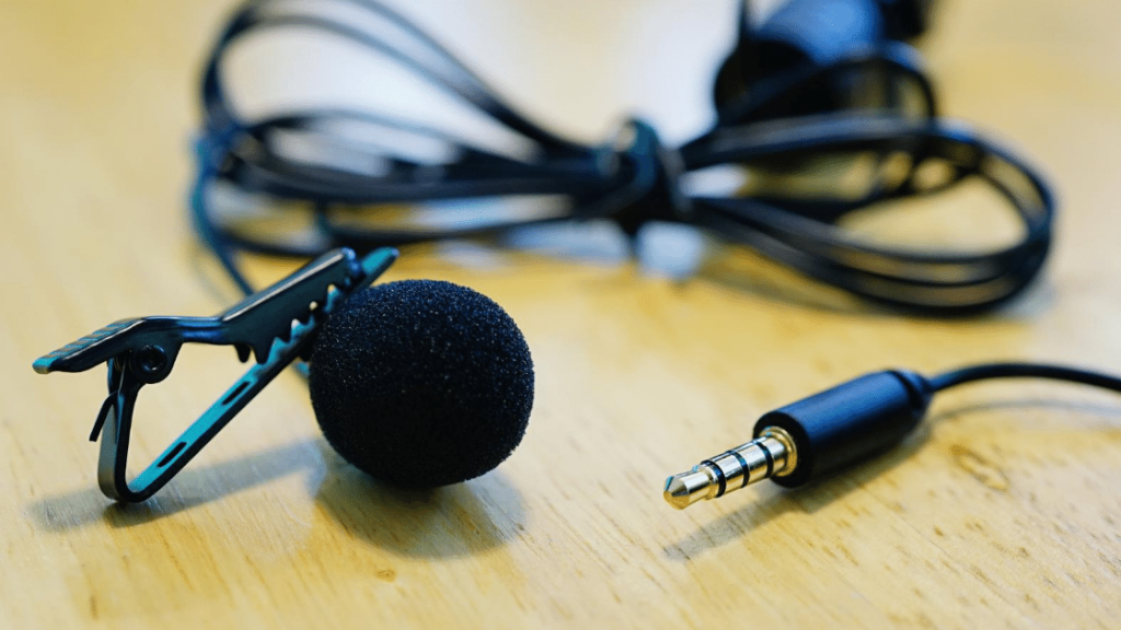 lavalier mic for phone video recording